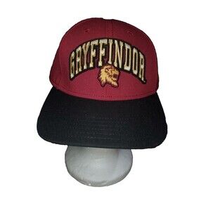 wizarding world of harry potter gryffindor snapback hat